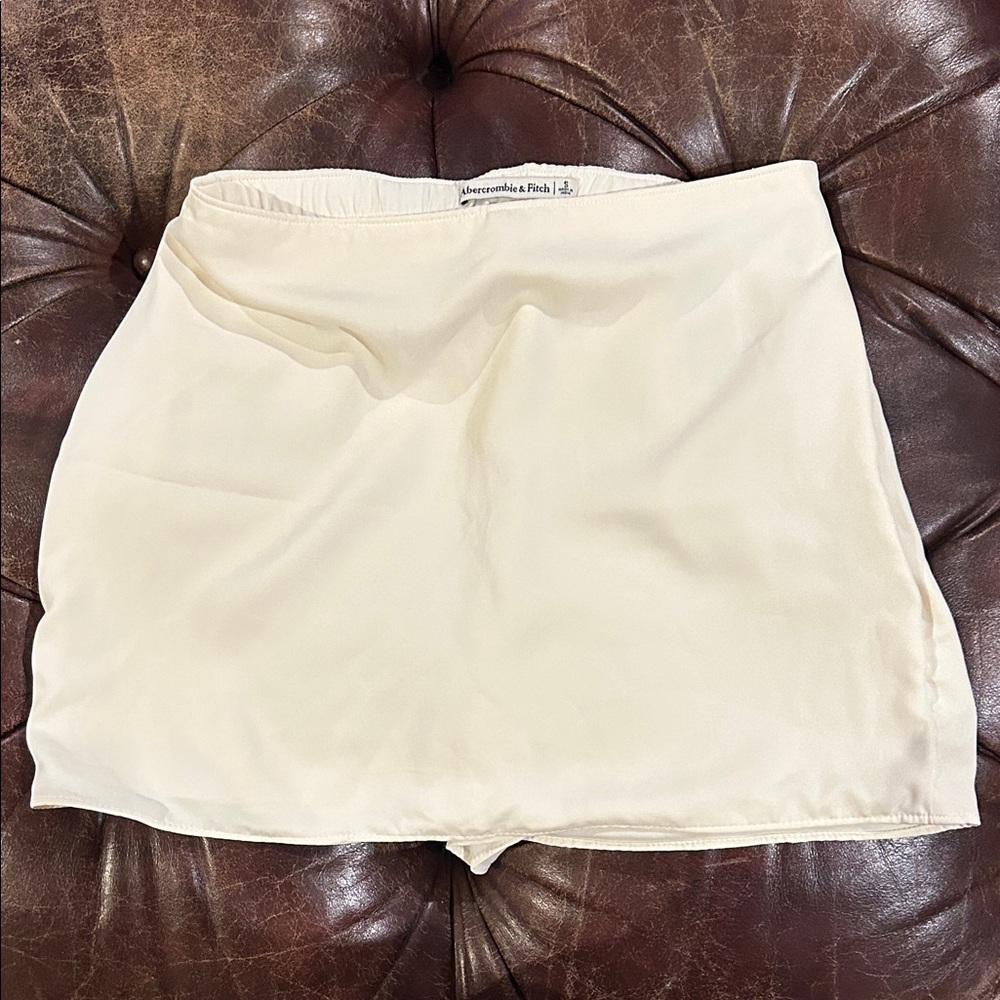 Abercrombie Cream Mini Skirt